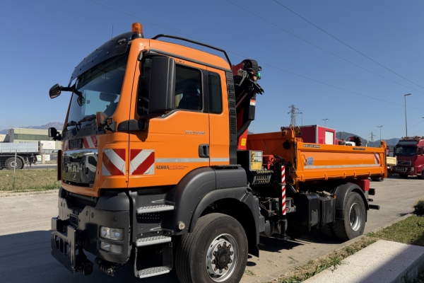 MAN TGS 18.360 4x4 piastra e impianti - Gallery